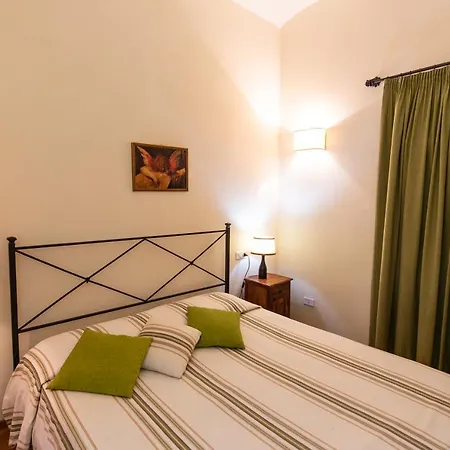 Di Mezzano Alloggio per agriturismo Valentano