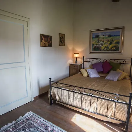 Di Mezzano Alloggio per agriturismo Valentano