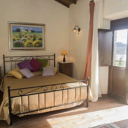 Alloggio per agriturismo Di Mezzano *